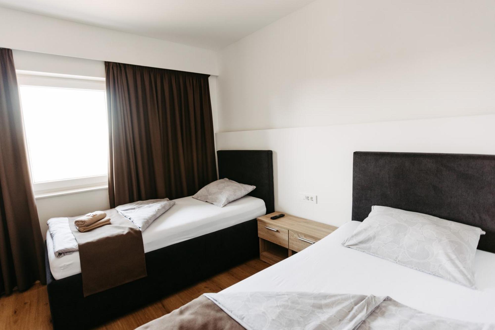 Hotel Murat Ptuj Esterno foto