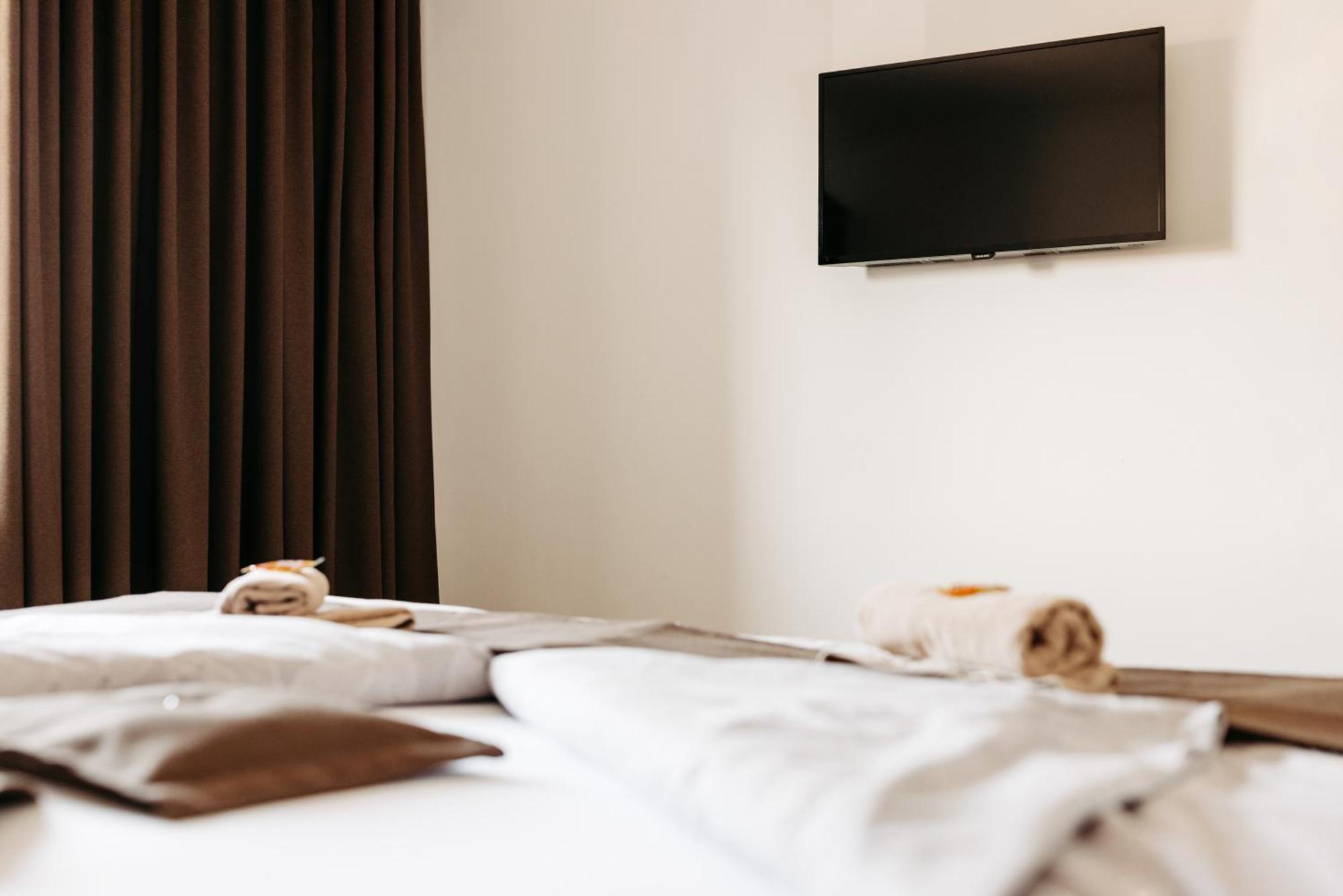 Hotel Murat Ptuj Esterno foto