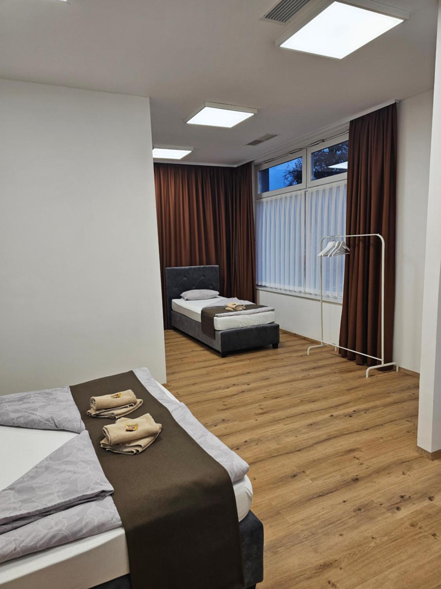 Hotel Murat Ptuj Esterno foto